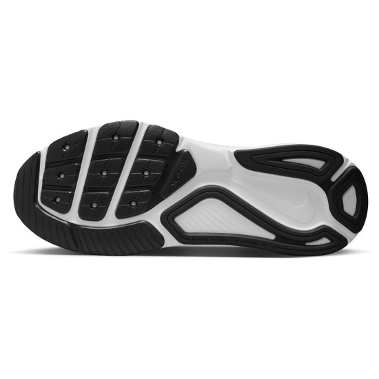 Nike Structure 26